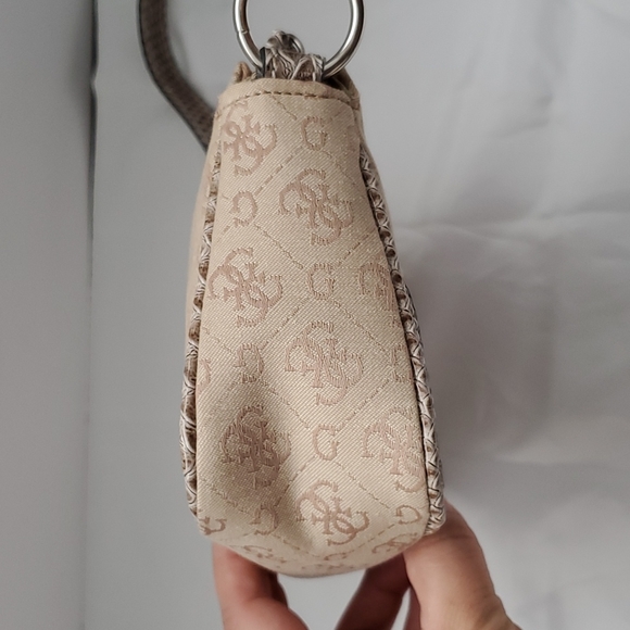 Guess Signature Logo Shoulder Bag Tan - Picture 5 of 9